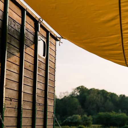 Abbeyfield Horsebox Glamping Hotel Morpeth Exterior photo