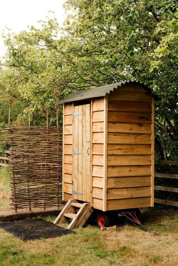 Abbeyfield Horsebox Glamping Hotel Morpeth Exterior photo